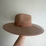 NWT Billabong X The Salty Blonde Stand By Wide Brim Hat