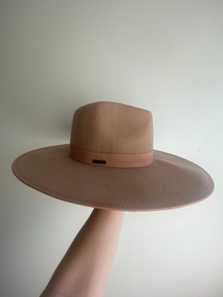 NWT Billabong X The Salty Blonde Stand By Wide Brim Hat